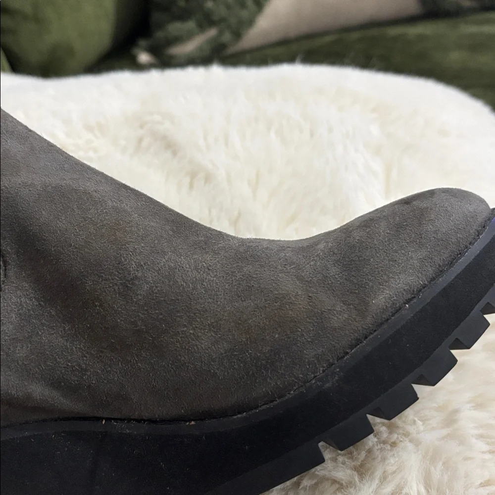 Eileen Fisher Gray Adele Graphite‎ Suede Wedge Booties Ankle Boots